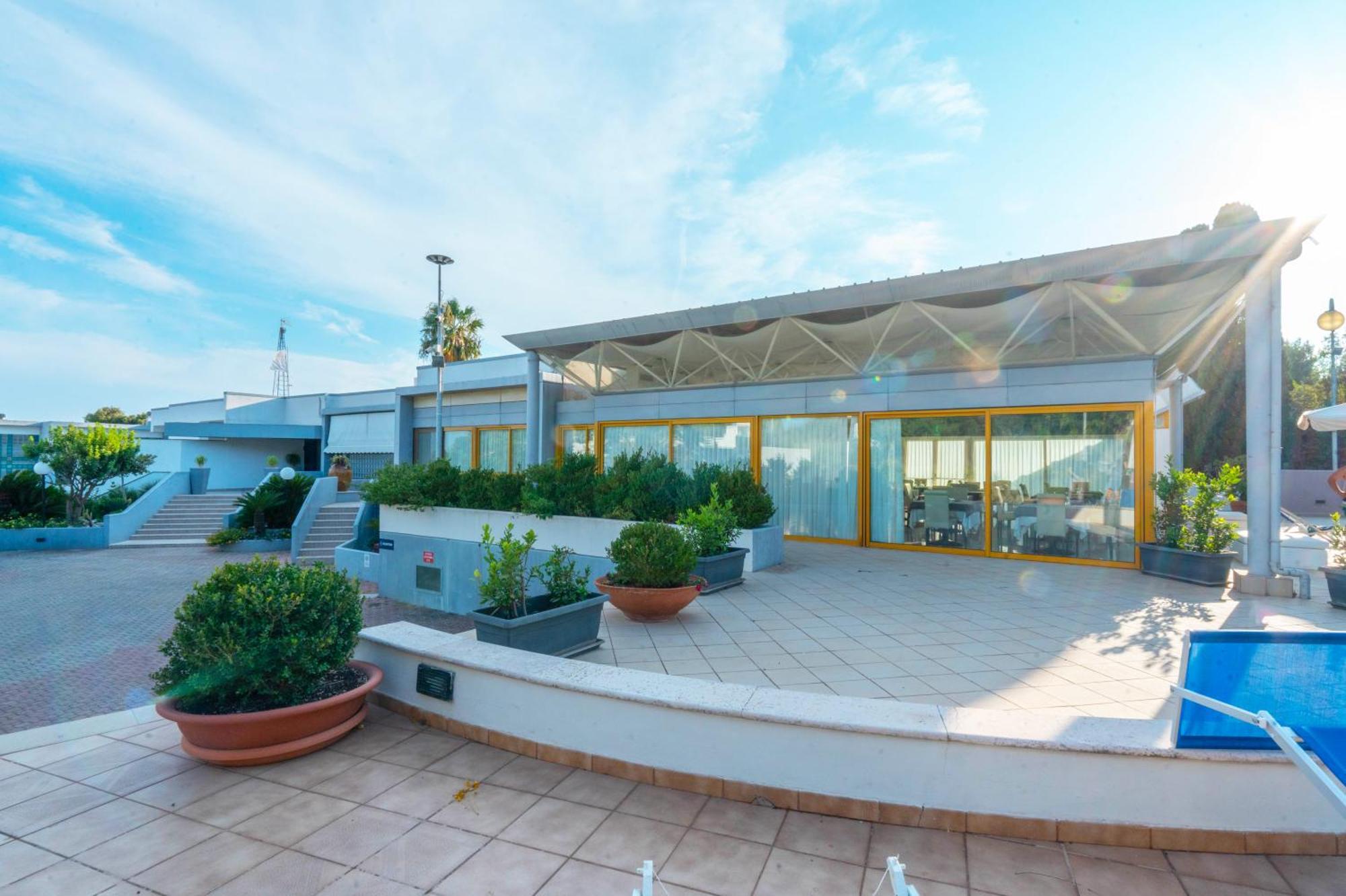 Hotel Santa Lucia Santa Cesarea Terme Extérieur photo