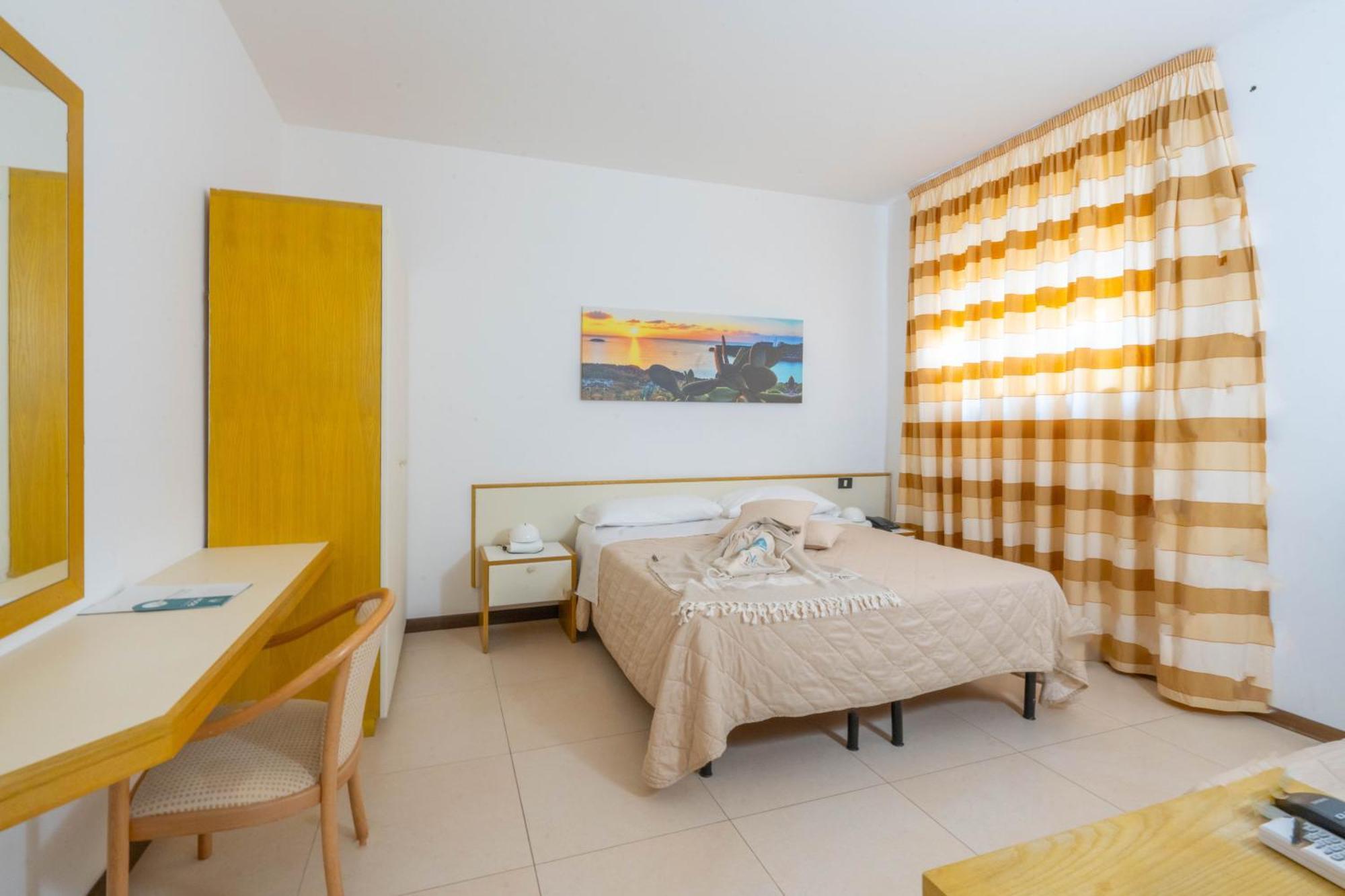 Hotel Santa Lucia Santa Cesarea Terme Extérieur photo
