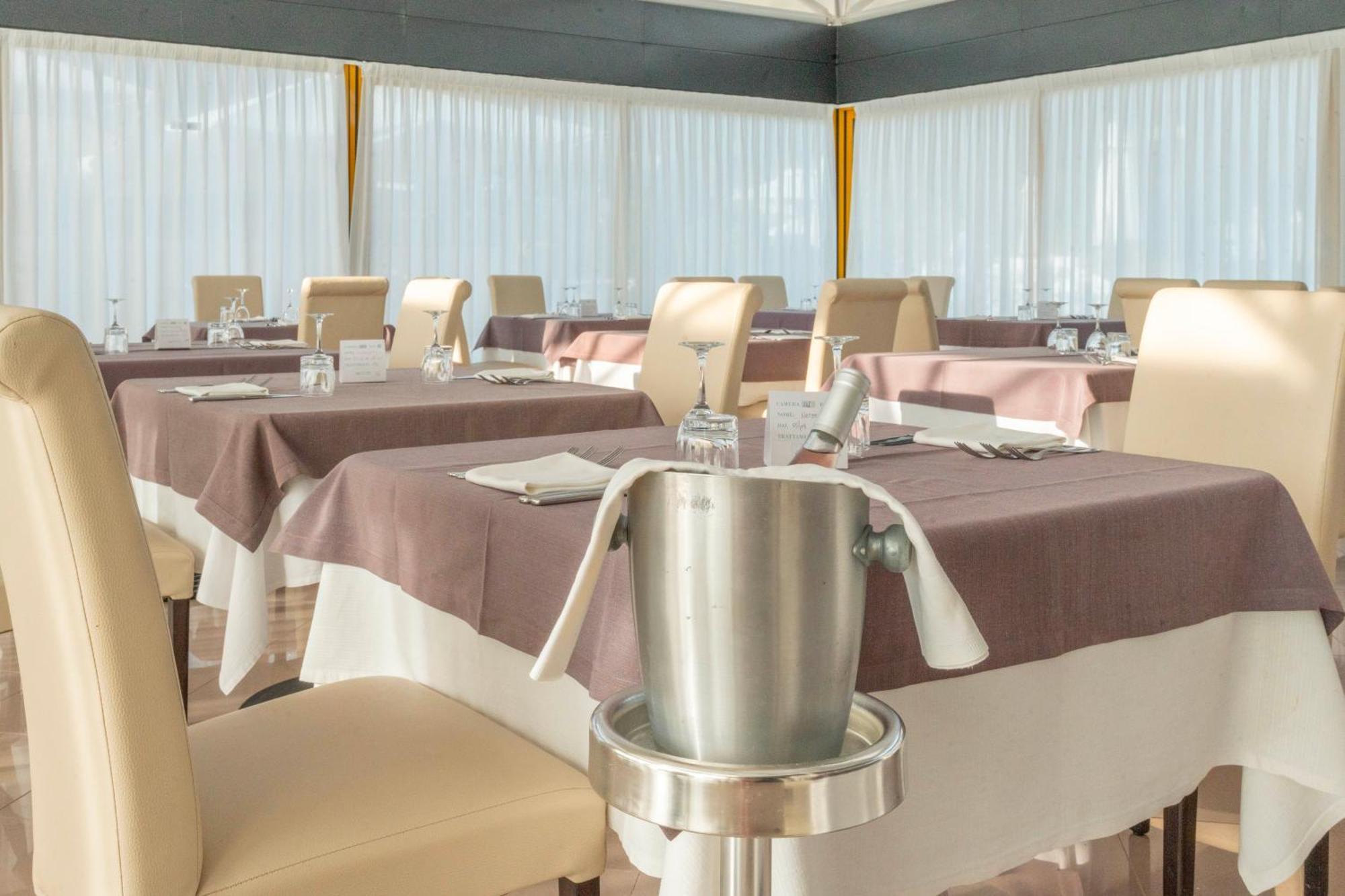 Hotel Santa Lucia Santa Cesarea Terme Extérieur photo