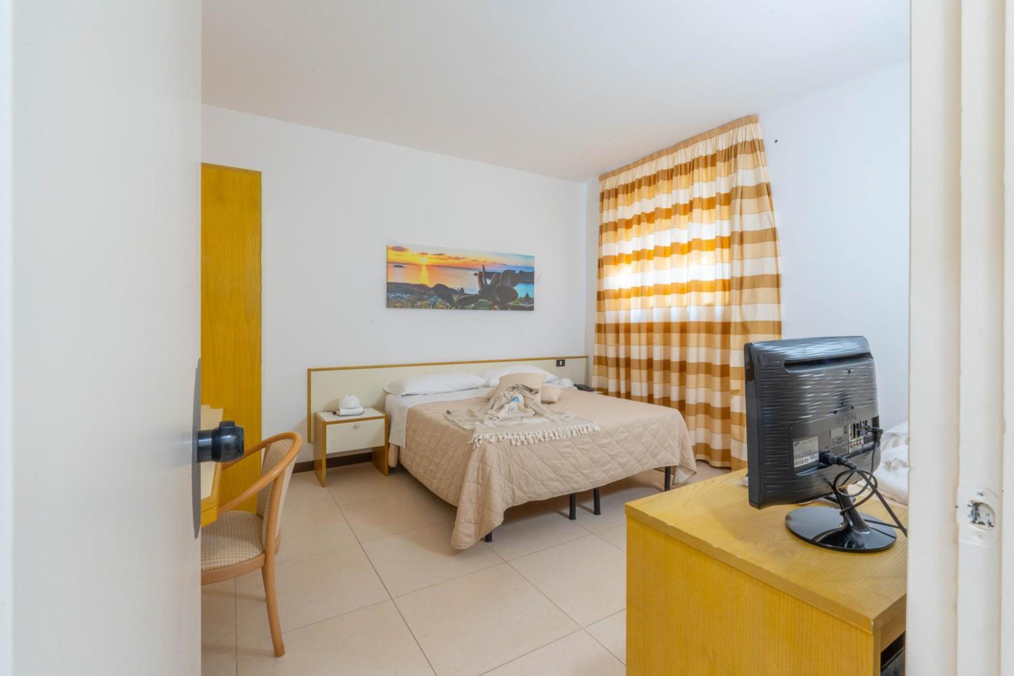 Hotel Santa Lucia Santa Cesarea Terme Extérieur photo