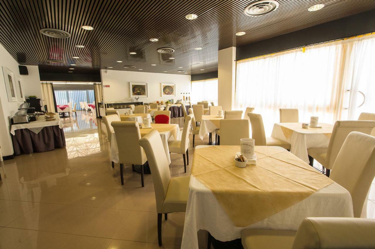 Hotel Santa Lucia Santa Cesarea Terme Extérieur photo